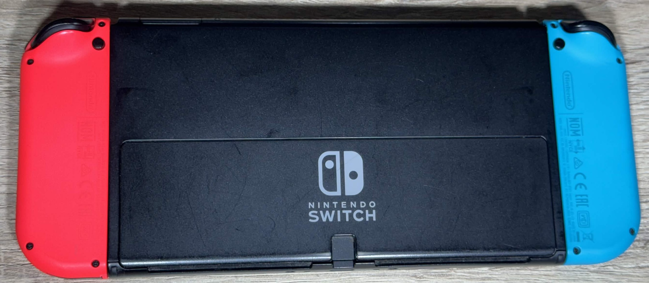 Back of Switch OLED console